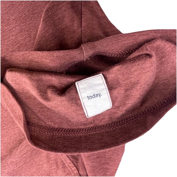 Vuori Strato Tech T-Shirt Adult Large Red Short Sleeve Performance Athletic Tee - Picture 5 of 8